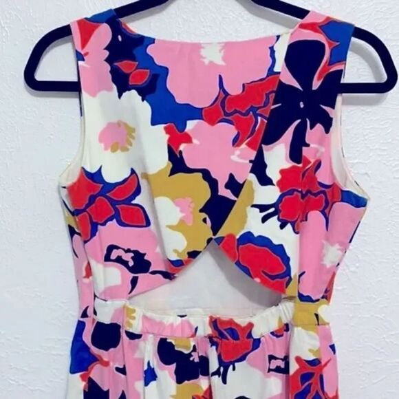 WHIT TWO   - Picture 3 of 9